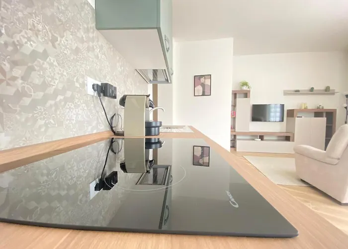 House By Naty Brescia