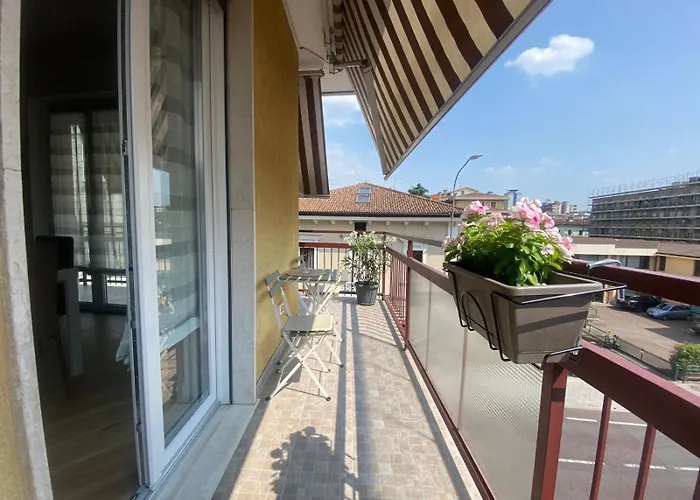 Apartment House By Naty